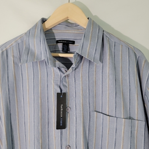 NWT VAN HEUSEN Studio Gray Striped Short Sleeve Button-Down Shirt Size S Soft - Picture 2 of 11